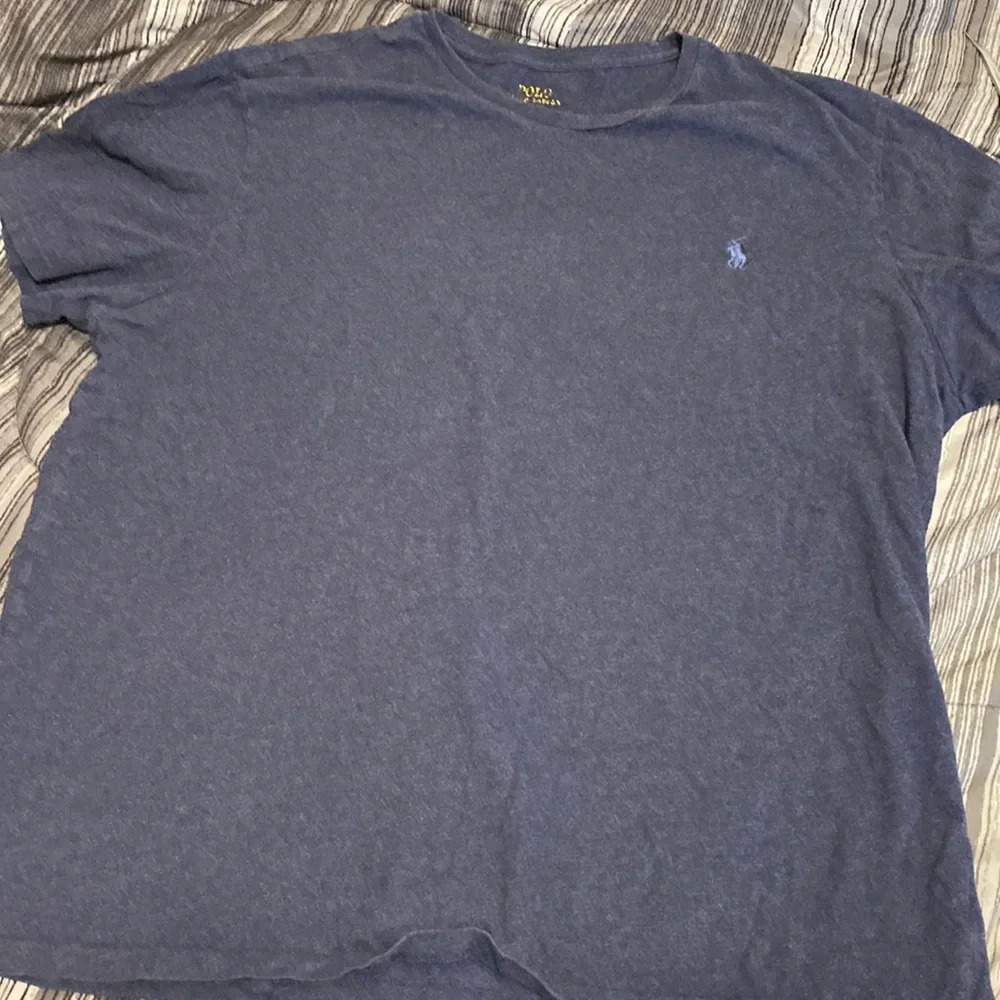 Polo Ralph Lauren, embroidered logo T-shirt  size small